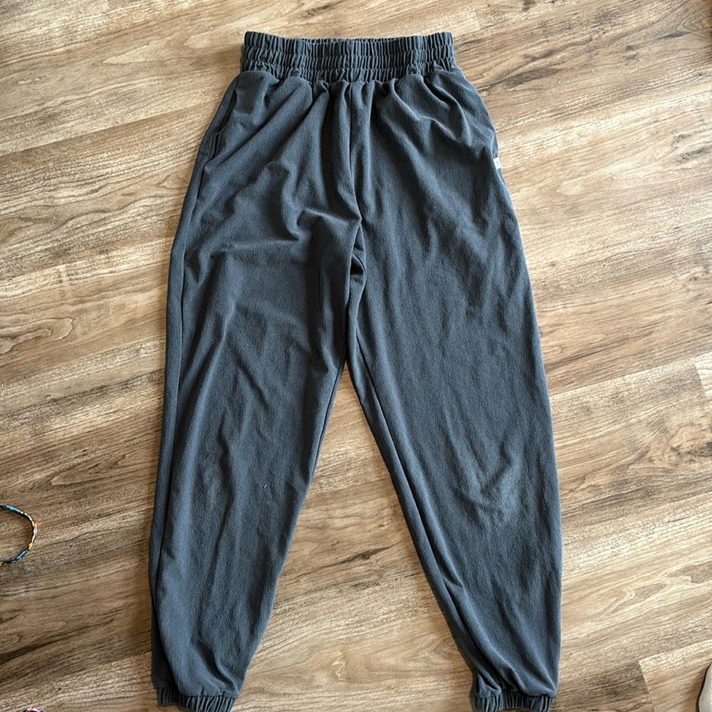Five airbrush jogger